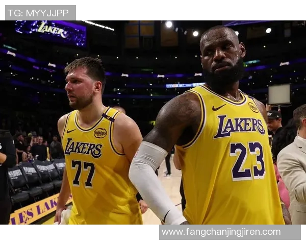 詹姆斯怒闯场内质疑裁判艾顿勇斗文班东契奇狂砍35913创纪录