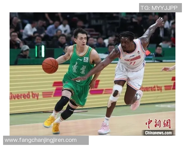 CBA激战辽宁本钢迎战青岛队争夺季后赛名额精彩对决引人关注